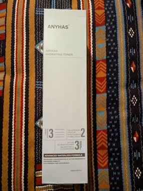 ANYHAS Hydrating Toner - White Packaging